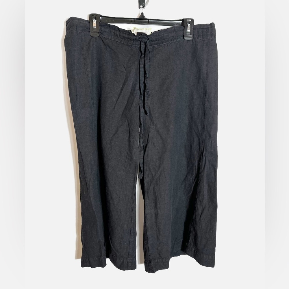 Staci Woo Black Wide Leg Capri Pants